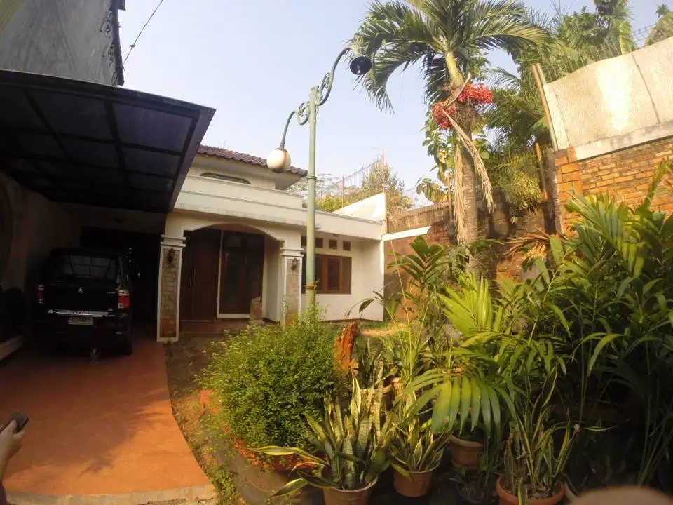 Rumah Mewah Harga Murah Siap Huni Lokasi Strategis near LRT, KRL, Tol