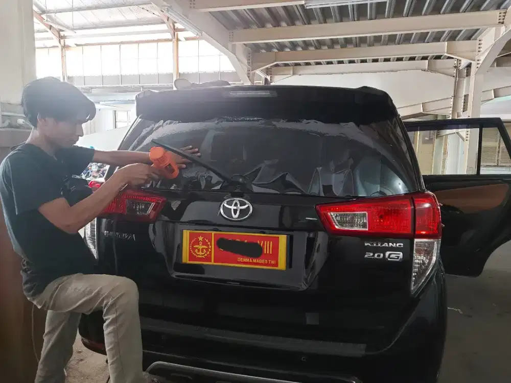 kaca film mobil merk terlaris dikelasnya