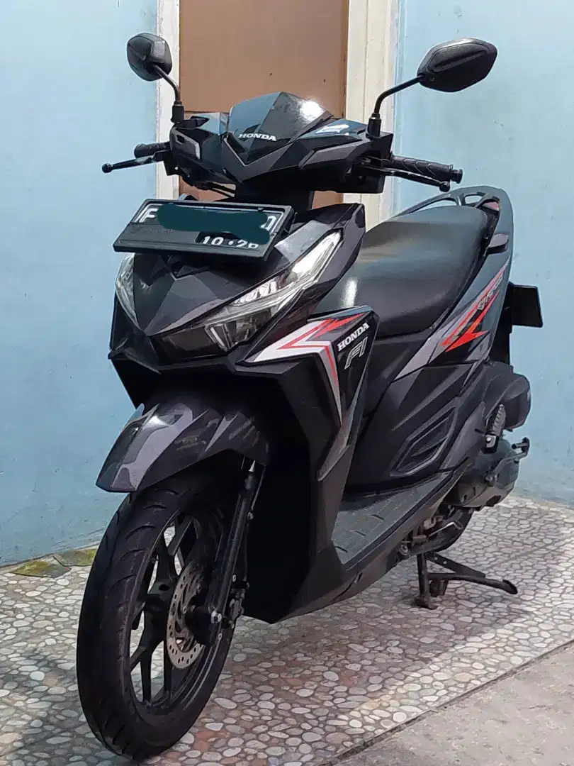anda mau jual vario 125 2015 hub.kami segera