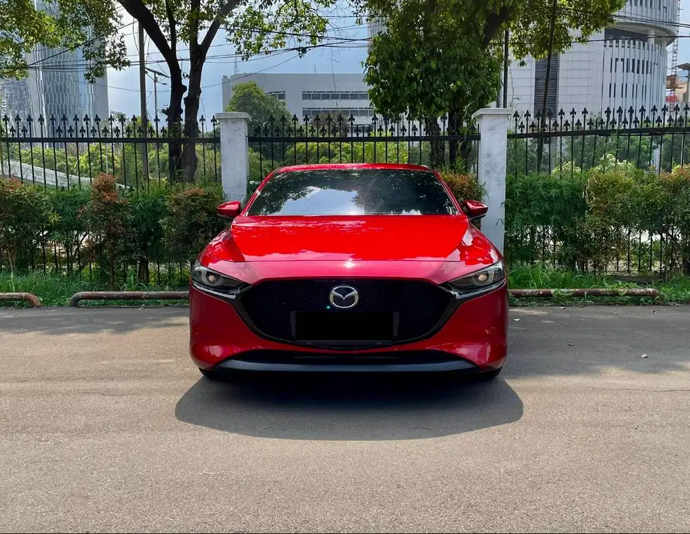Mazda 3 Hatchback 2021 CASH LOW KM Mobil Bekas 913408919