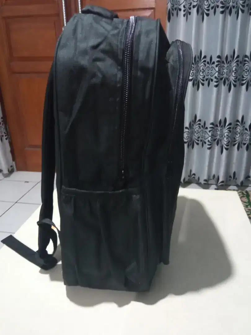 Ransel Hitam exclusive