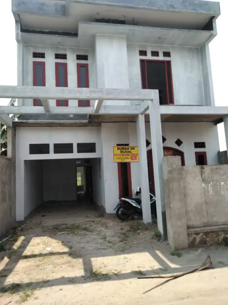 RUMAH 2 LANTAI ±400M² DI CILEGON – PROGRES 75%