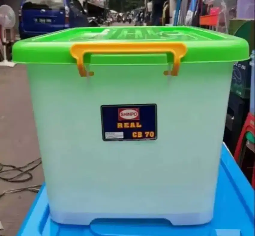Box Container 70 Liter
