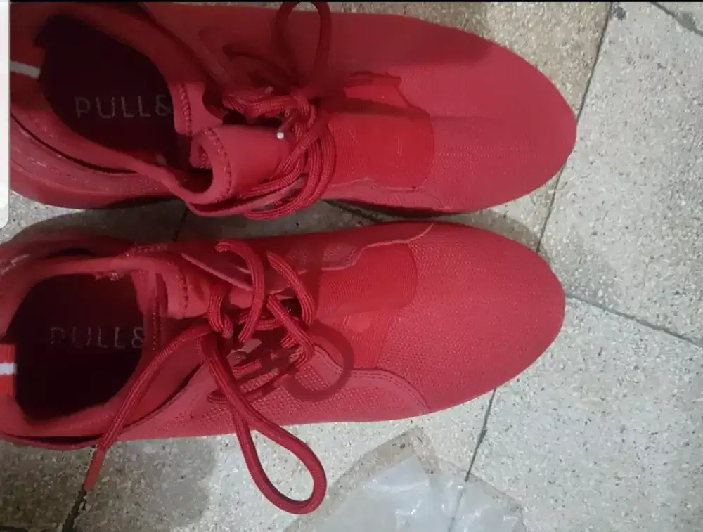 Sepatu pokemon edisi motogp  marquez mcd pull&bear dri honda