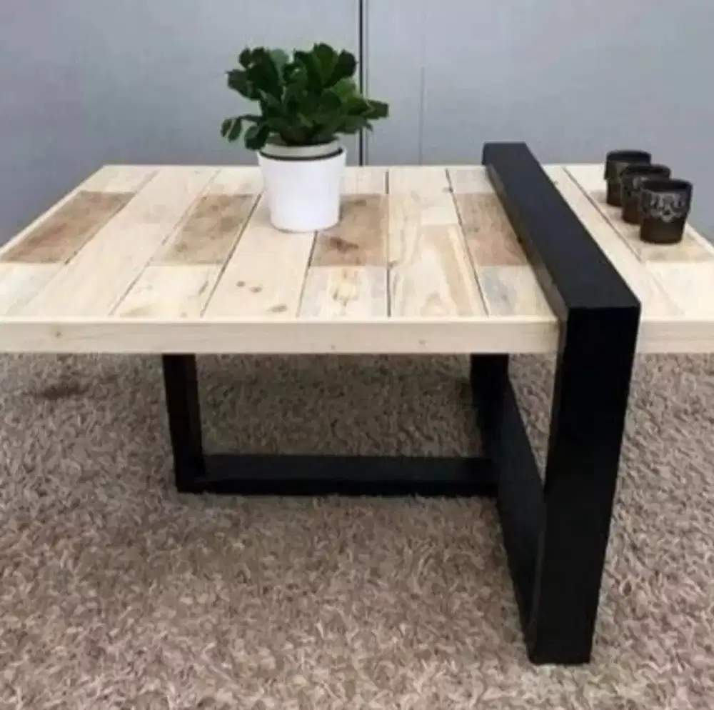 Meja lesehan kayu jati belanda