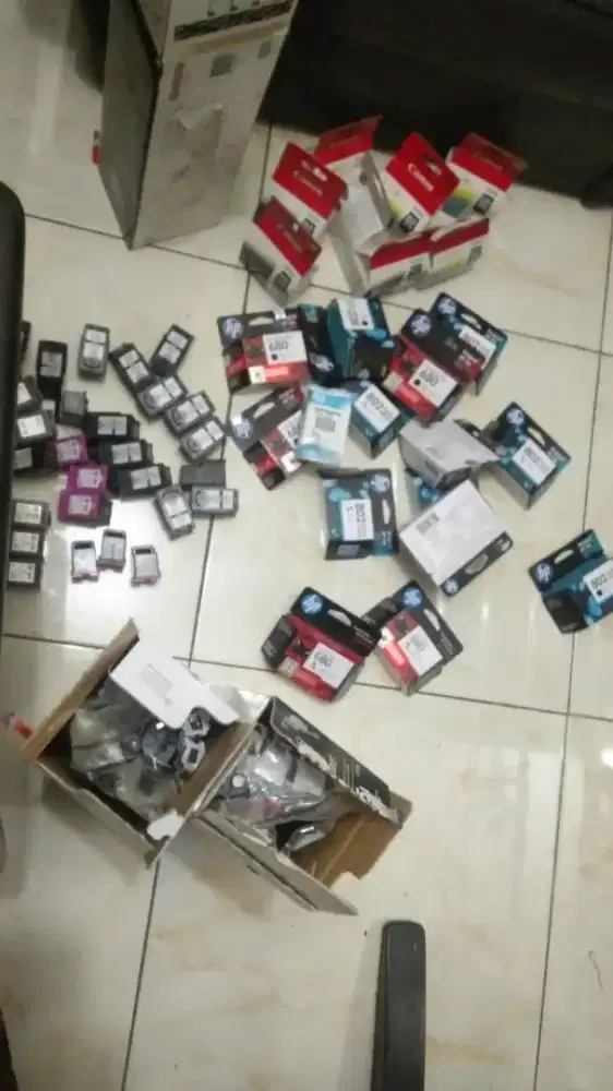 Terima jual beli tinta Baru atau bekas