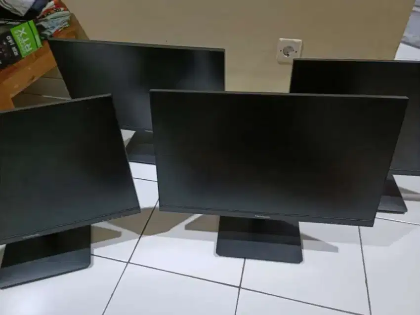 Nerima atau membeli komputer bekas ex lelangan kantor pc rakitan