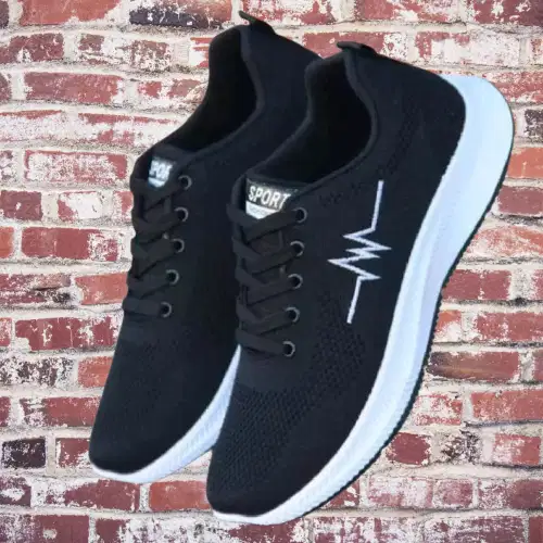 Sepatu casual pria hitam murah dan ringan