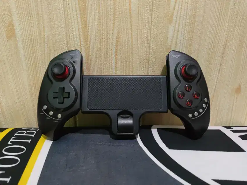 Gamepad ipega i9023 Bluetooth Preloved