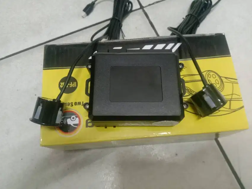 SENSOR PARKIR MUNDUR MOBIL 2 TITIK