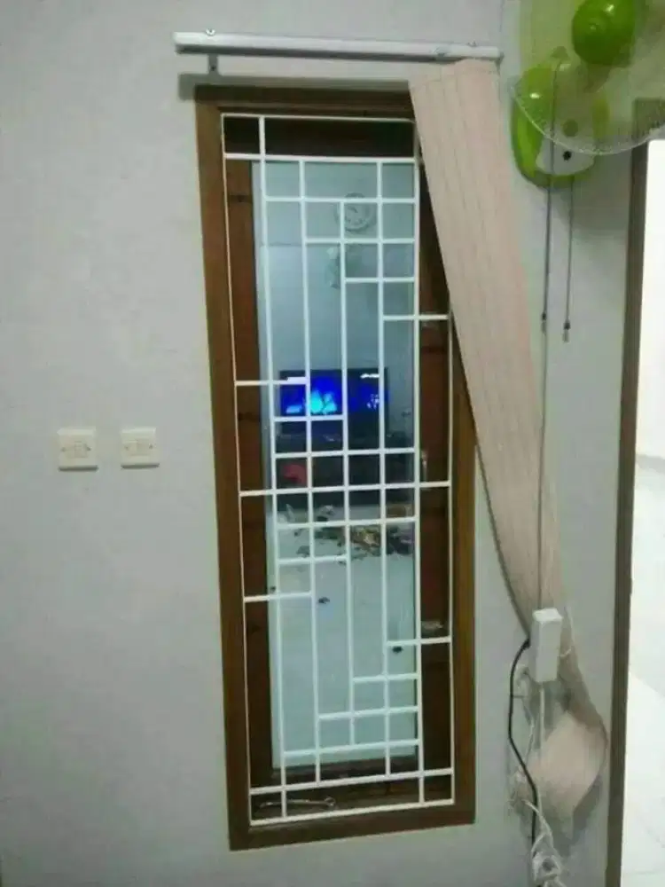 Tralis jendela banyak model