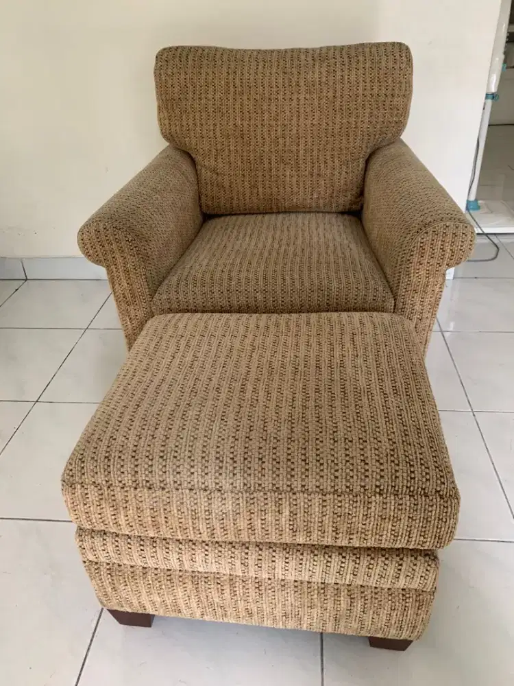 Sofa santai ottoman bika living