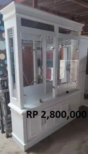 LEMARI PAJANGAN LEMARI ARSIP LEMARI HIAS LEMARI CRYSTALL MINIMALIS