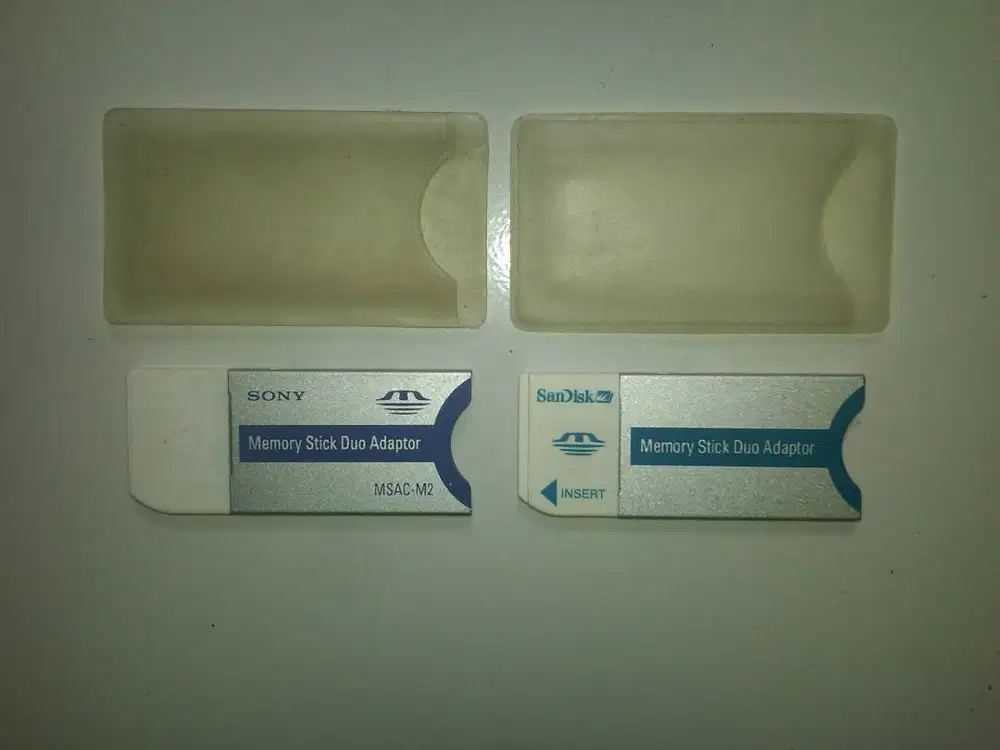 Memory stick duo adaptor sandisk