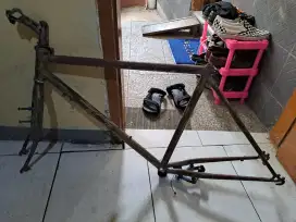 Frame sepeda mirip federal poema rem bawah langka jual murah meriah BU