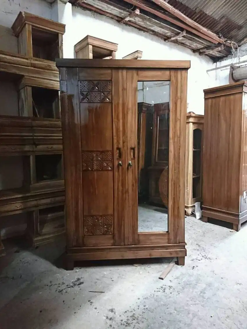 Lemari pakaian pintu 2kaca full kayu jati