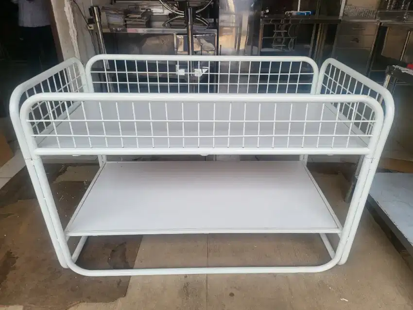 Rak Obral / Wagon uk.60 x 120 x T.80 cm warna putih.
