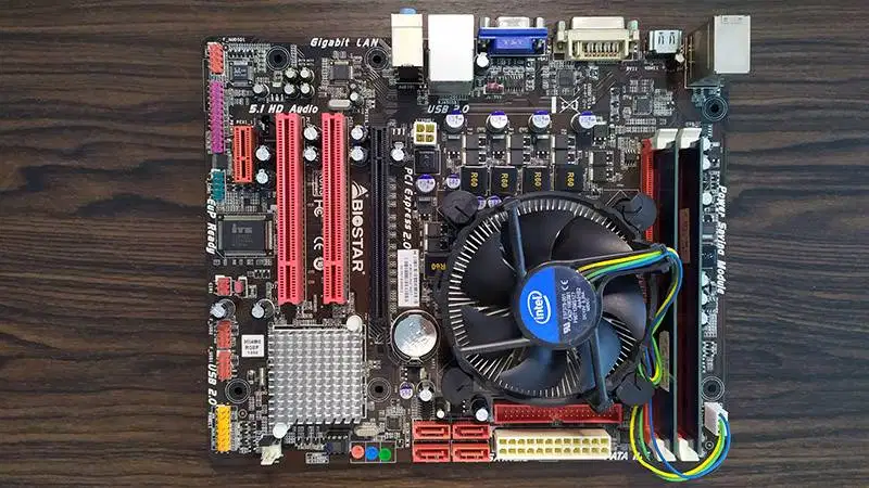 PAKETAN MAINBOARD & INTEL CORE i3 & RAM