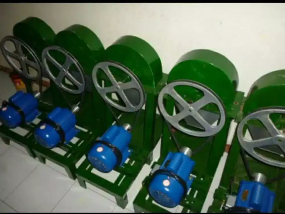 (rumah teknik jogja) mesin rajang singkong bodi tinggi+dinamo1/4hp