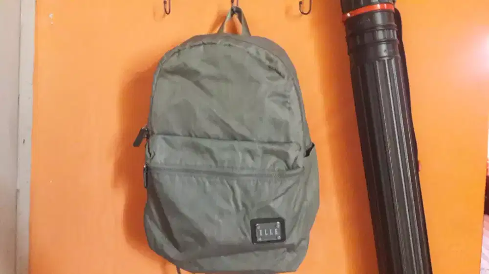 ransel ELLE unisex, ukuran sedang