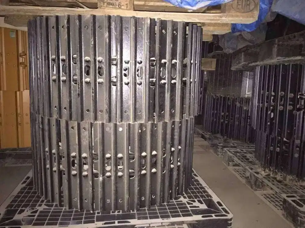 Komatsu Excavator PC60 PC75 PC78 Track Link + Steel Shoe Made in Japan