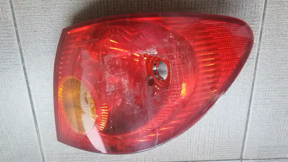Lampu stop lamp Corolla Altis 2001