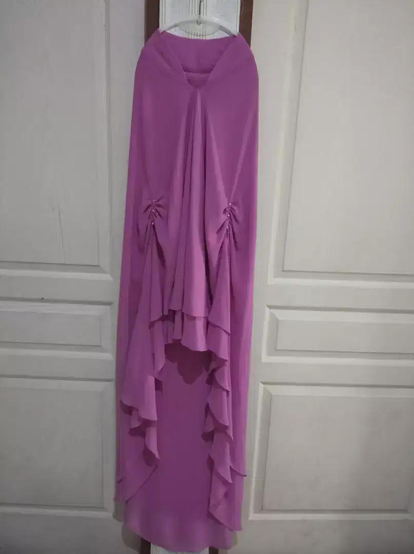 Khimar branded Laila Ghani