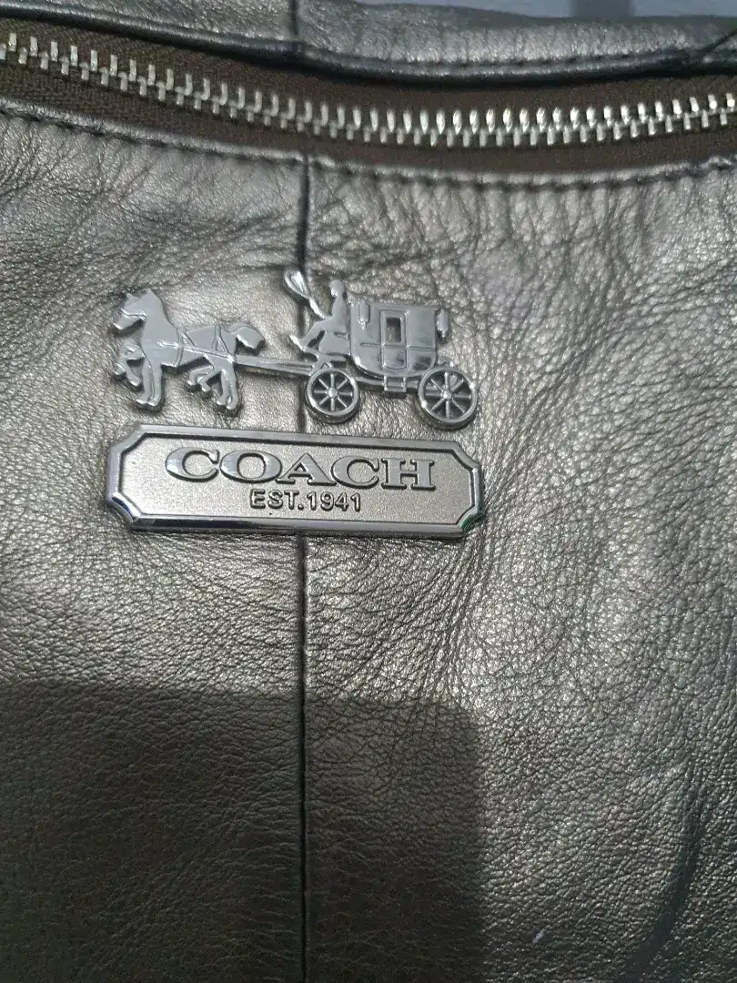 Tas Couch Tote Authentic