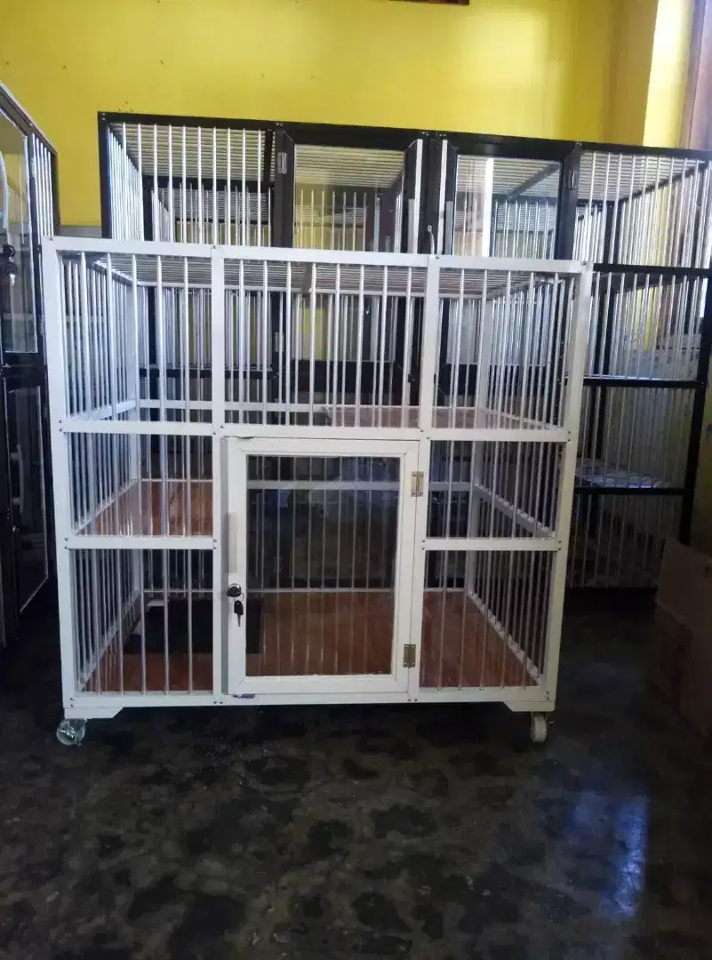 Kandang kucing bahan aluminium