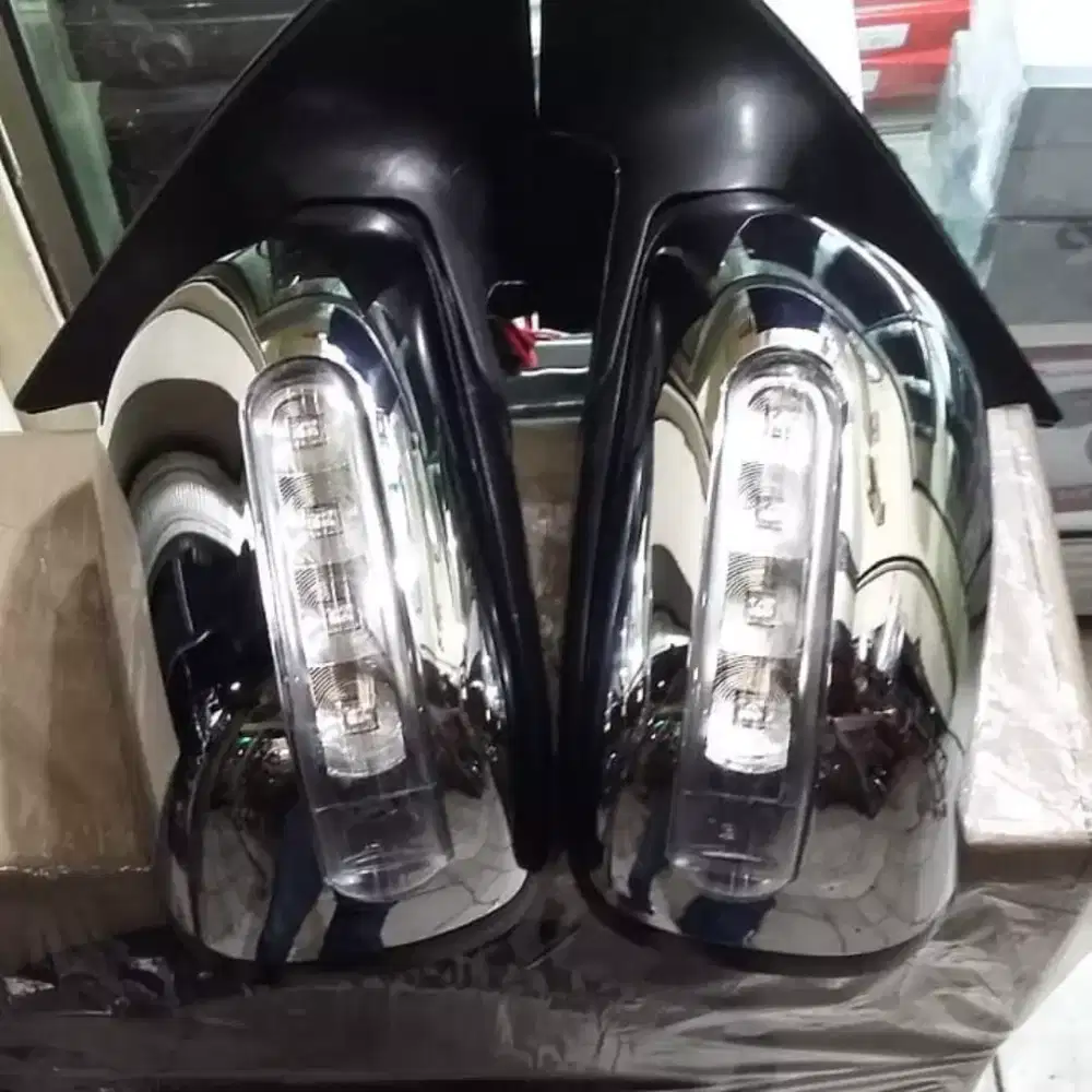 Spion Toyota Avanza G VVT-i 2010