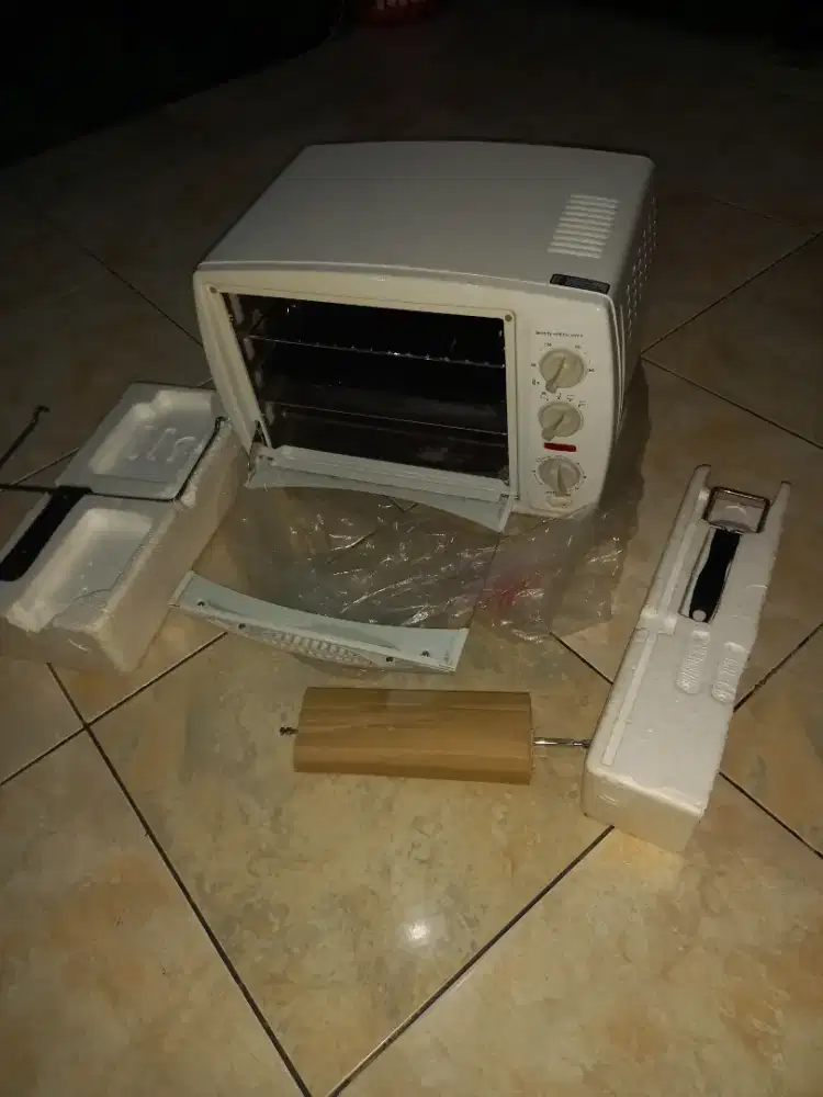 Dijual Electric Oven Kirin KBO-180RA Second