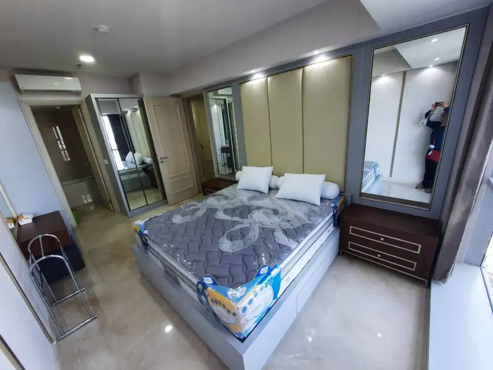 Disewakan apartemen one icon residence TP6 3BR