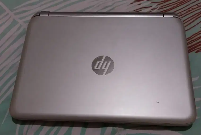 Jual laptop merk HP TS 11E012AU kondisi normal