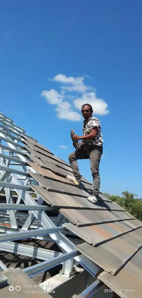 Baja ringan SNI Renovasi atap lama ganti baja ringan se-Jabodetabek ?