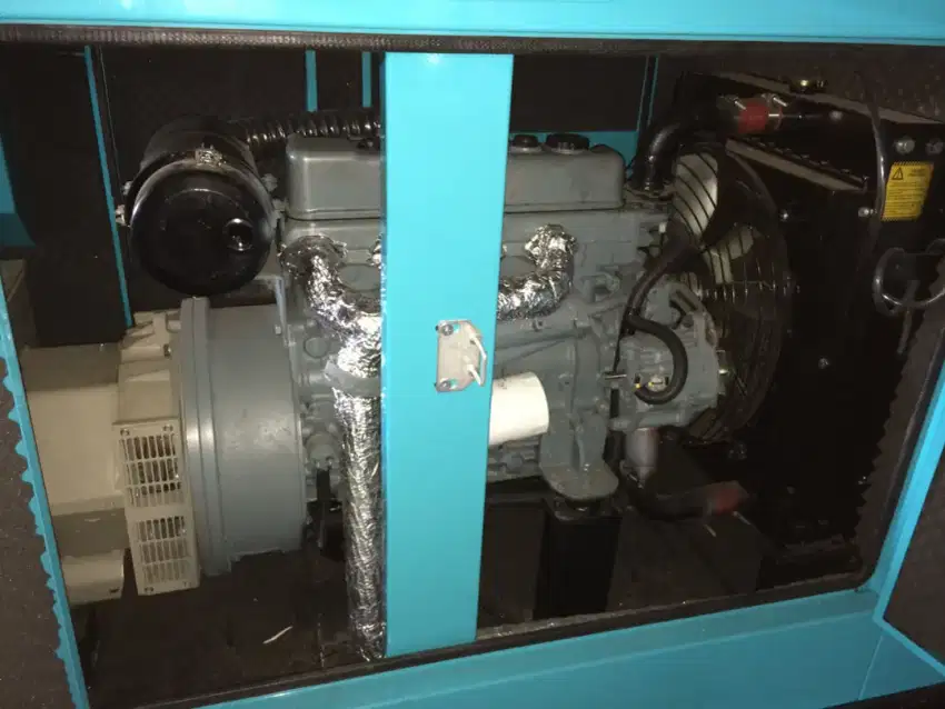 Genset Mitsubishi 30 Kva Rekondisi open dan Silent Type