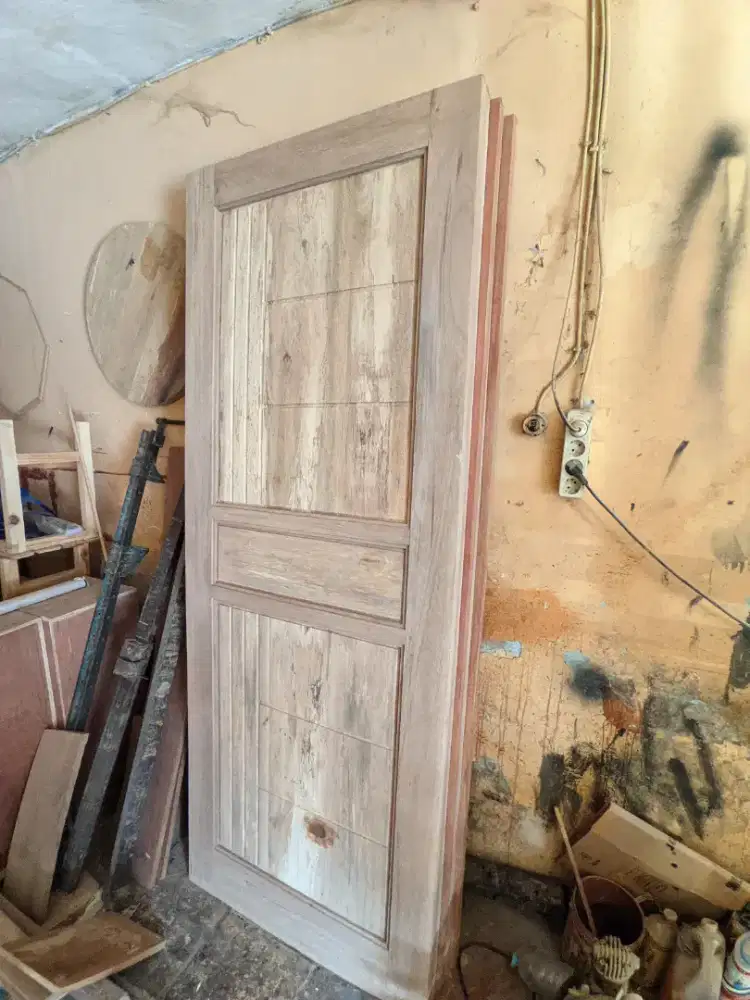 Kusen pintu kayu meranti murah