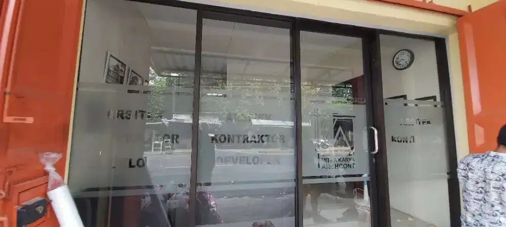 pasang sticker sunblast dan kaca film