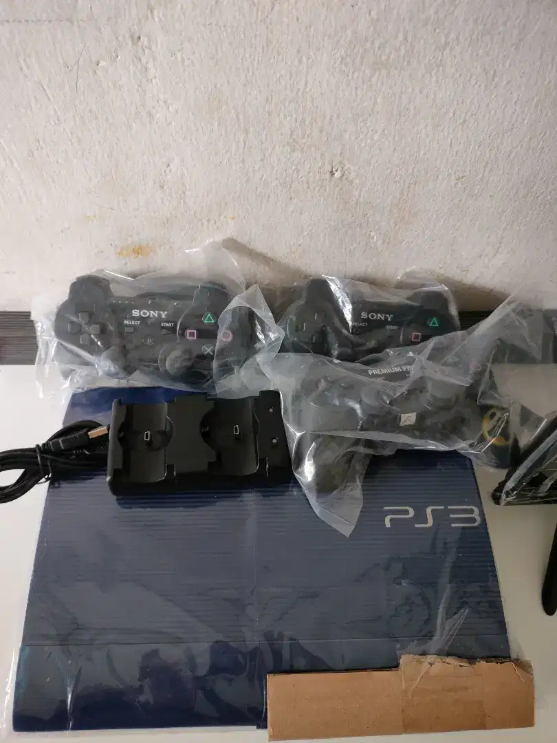 PS3 Super Slim limited