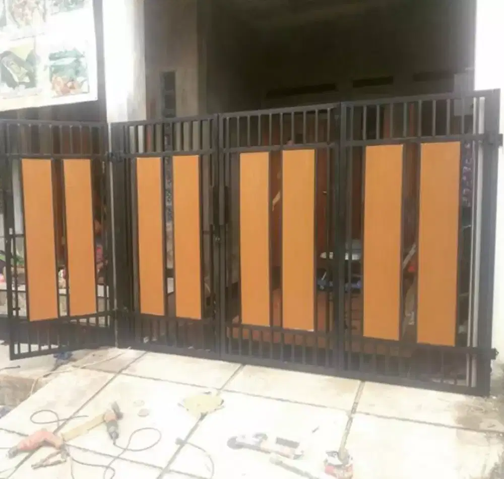 Pagar pintu grc minimalis