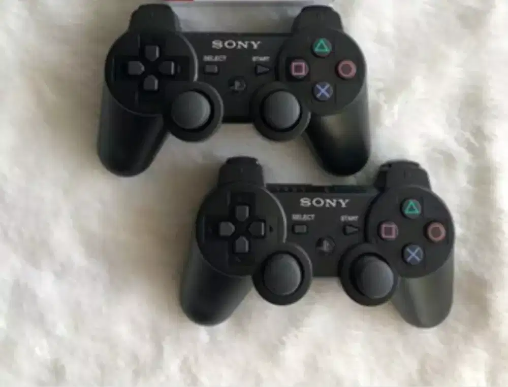 (Property terpanas se OLX Indonesia) Stick stik ps3 ps 3 ada 2 buah