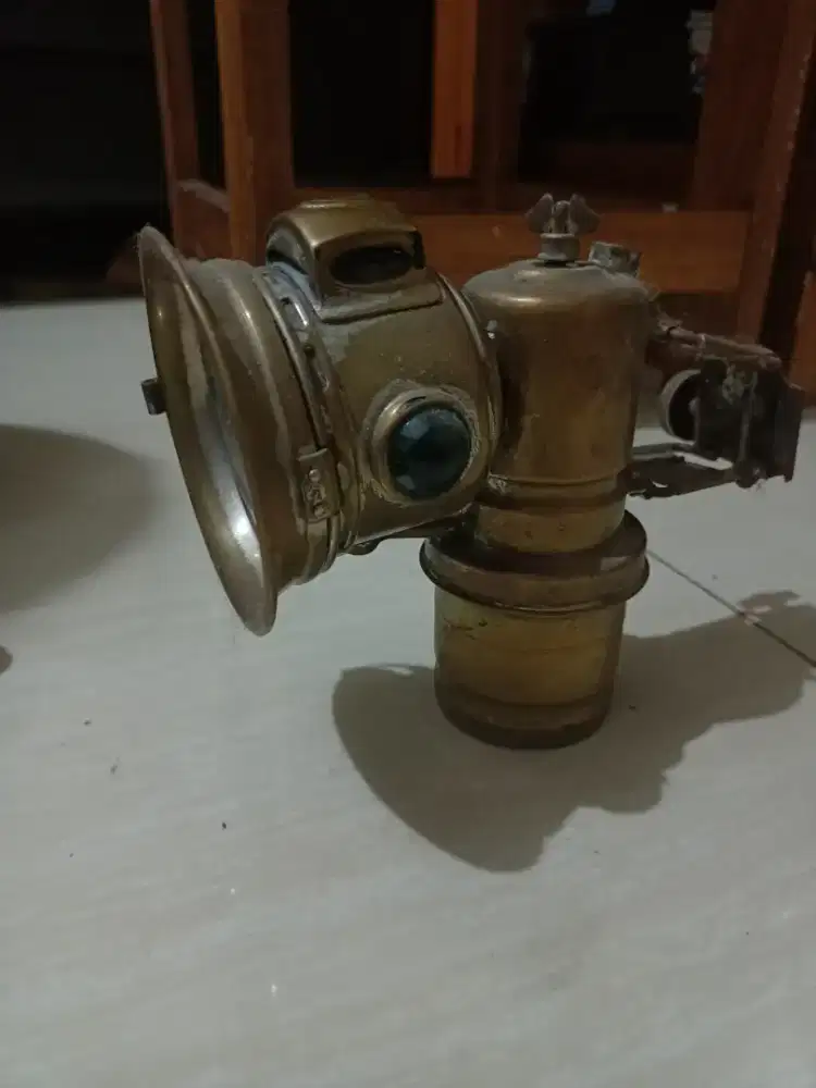 Lampu karbit sepeda onthel Birma