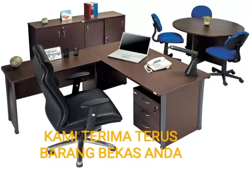 Terima lagi kursi dan meja kantornya dan alat kantor lain