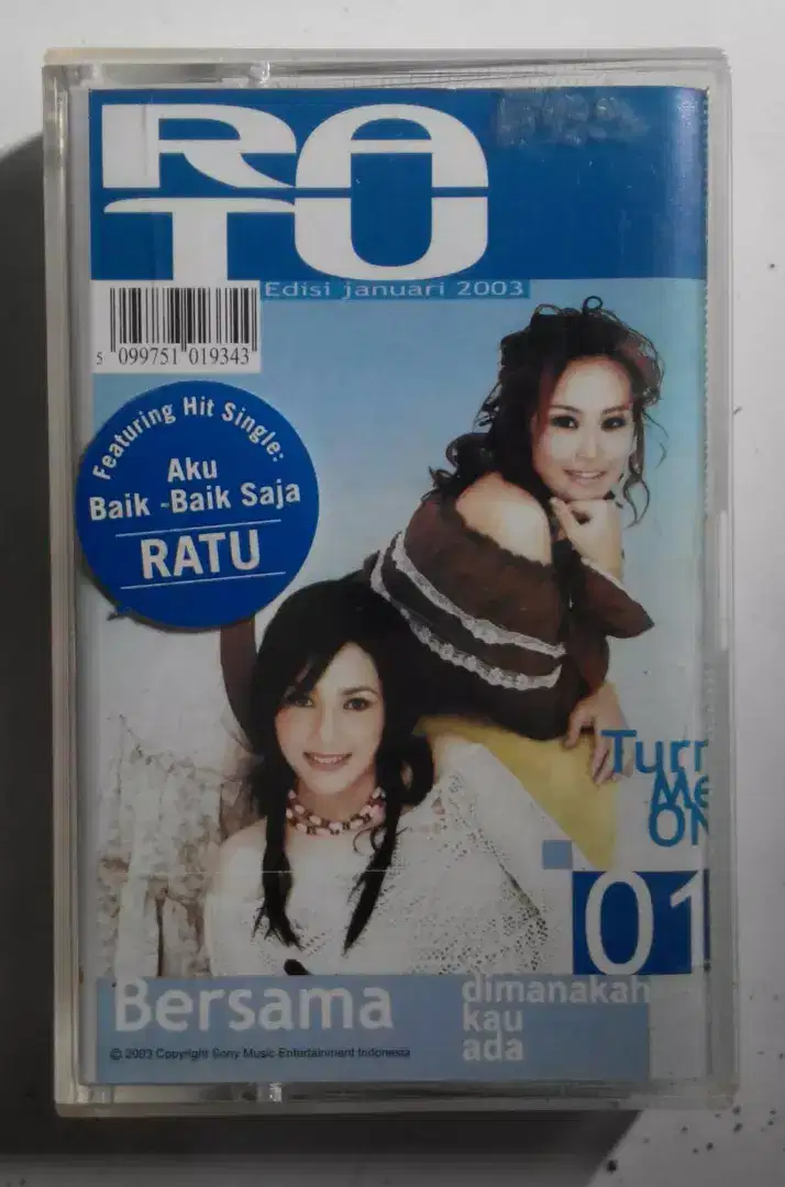 kaset ori ratu album pertama plus tandatangan asli ratu (maia pinkan)