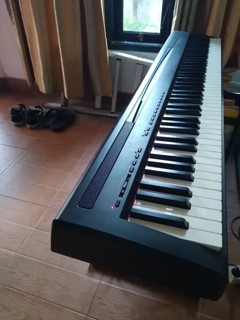 Piano Digital YAMAHA.P35. 88 tuts weighted Hammer
