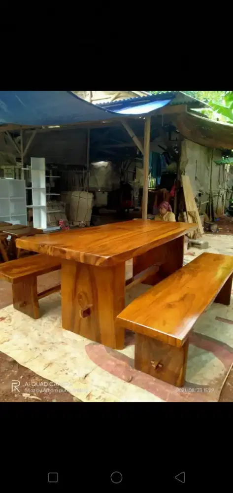 Set meja makan trembesi fargos