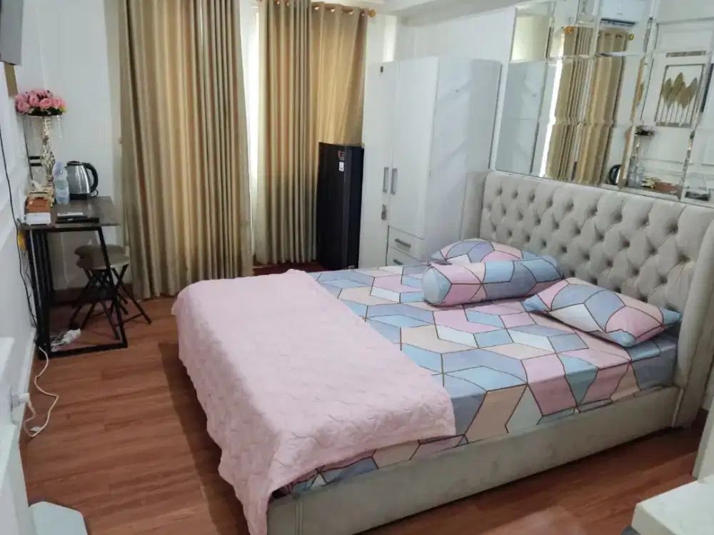 DISEWAKAN TAHUNAN  APARTEMENT PODOMORO GOLF  FULL FURNISHED STUDIO