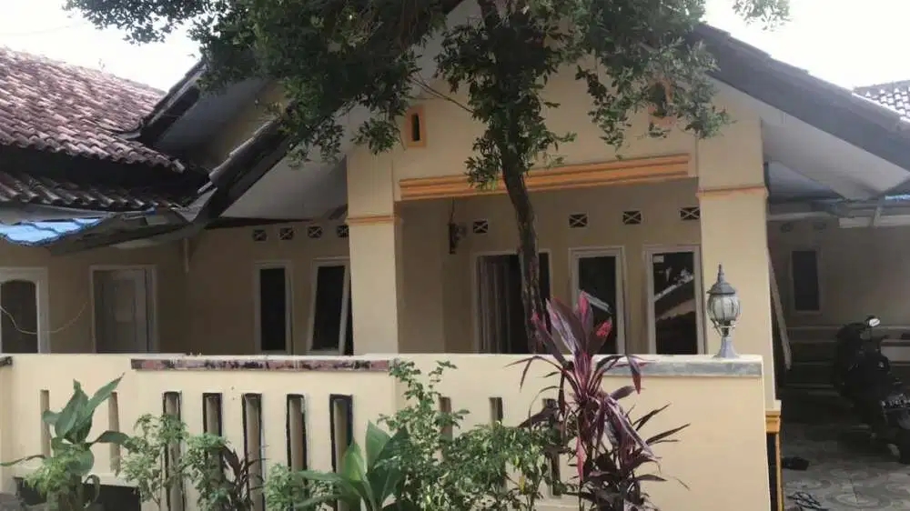 DIJUAL RUMAH DIPUSAT KOTA SERANG (LINGK SAYABULU) DEPAN TMN GRAHA ASRI