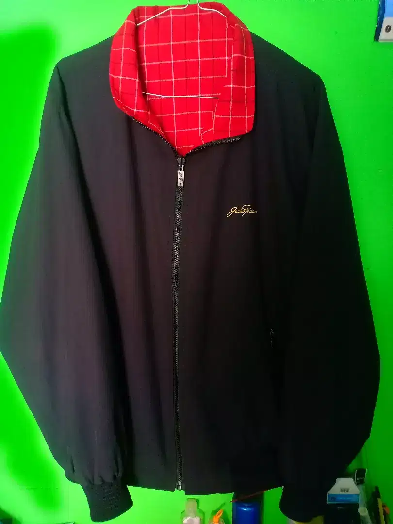 Jaket bolak-balik model Harrington