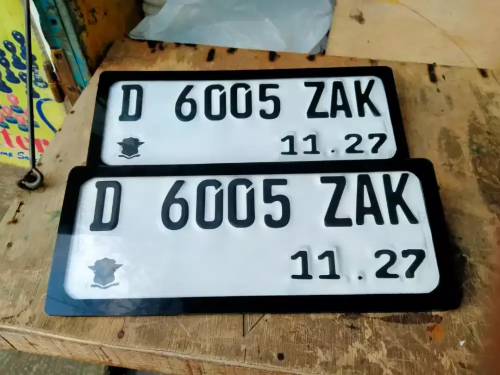 PLAT NOMER AKRILIK