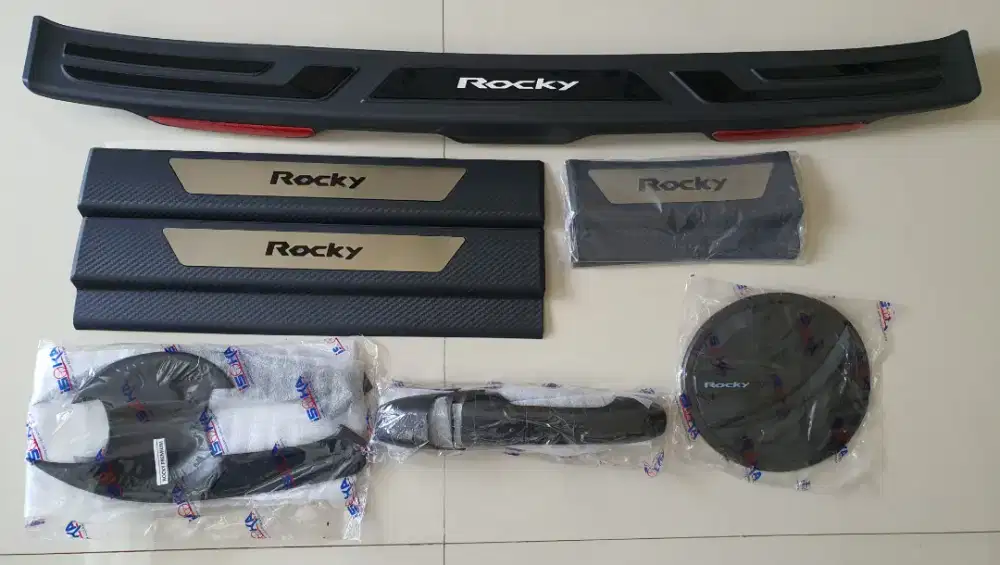 Paket Aksesoris Daihatsu ROCKY